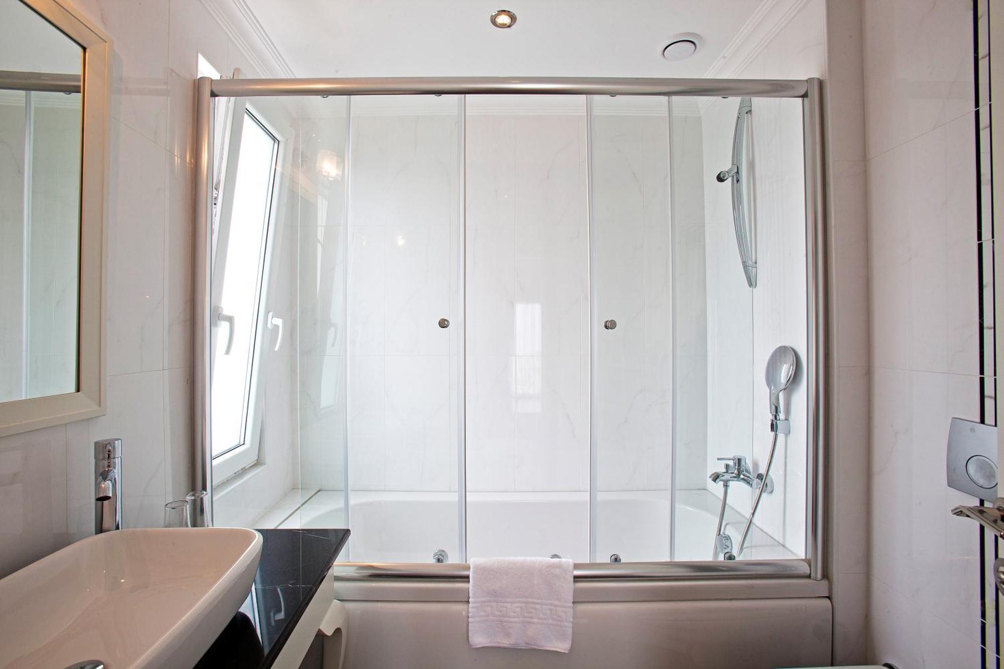 Aren Suites Истанбул Екстериор снимка